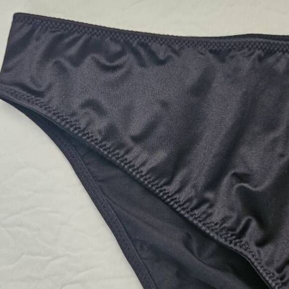 SKIMS HI RISE PANTY NWT - Picture 2 of 7